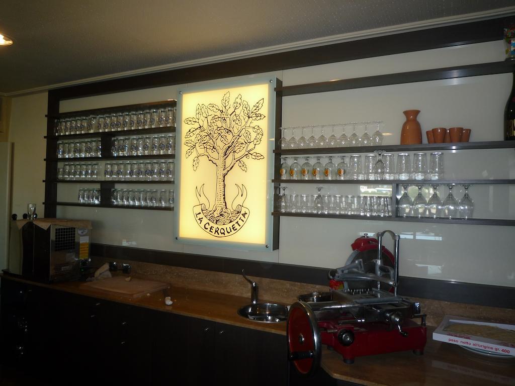 La Cerquetta Hotel เตรวี ภายนอก รูปภาพ